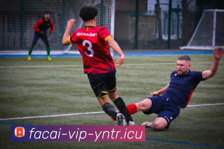 梅西在绿茵场上展现足球天赋的精彩瞬间与激情时刻